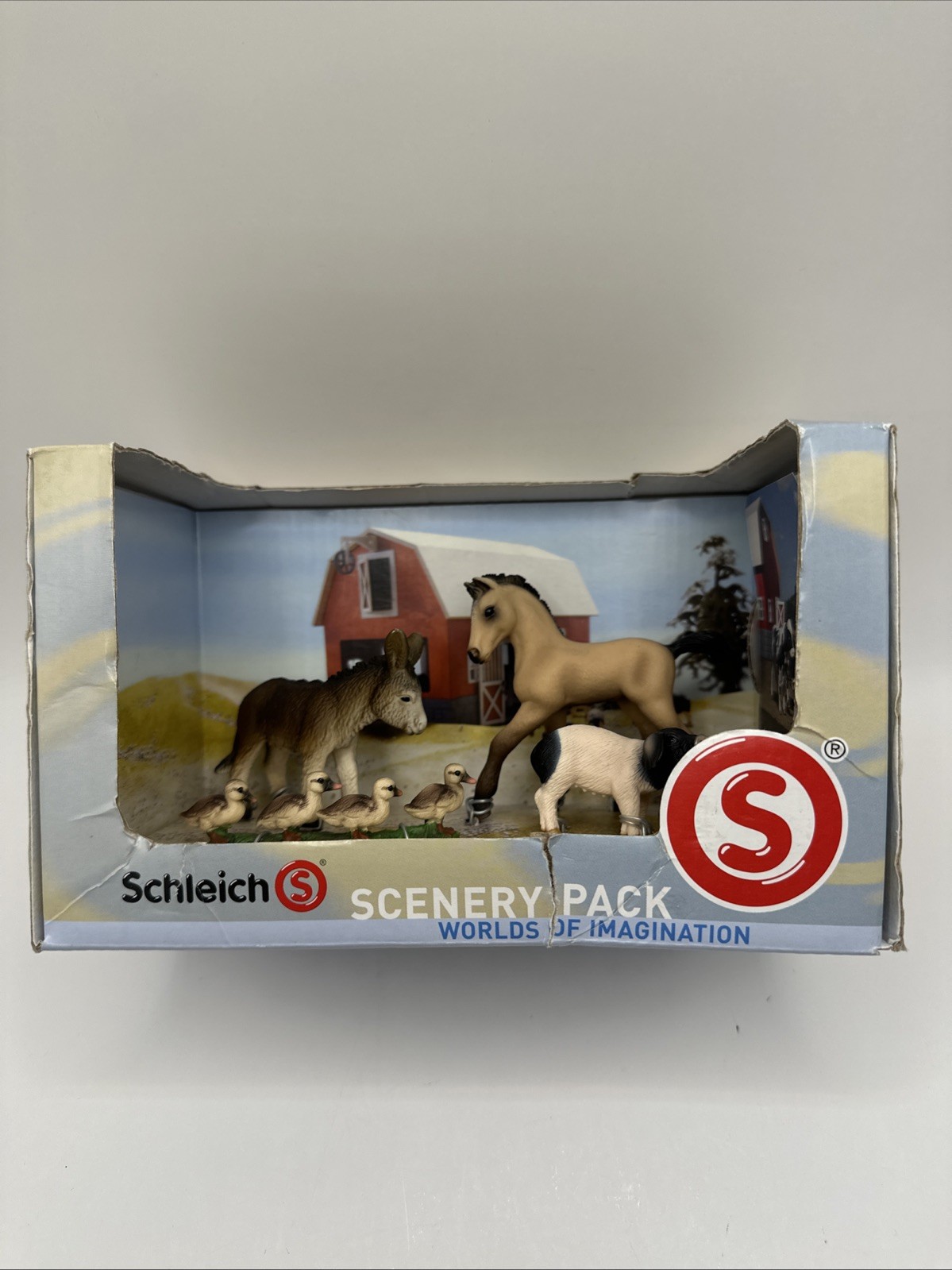 Schleich Scenery Pack Farm Animals With Booklet #41227 NIB