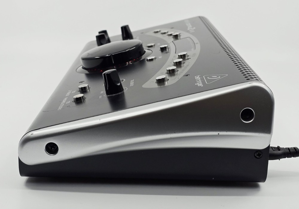 Behringer XENYX CONTROL2USB High-end Studio, VCA Control and USB Audio Interface