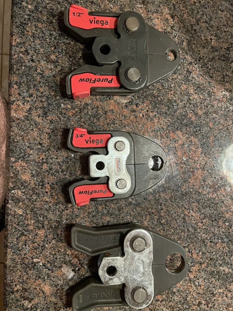 Compact Jaws for Pure Flow