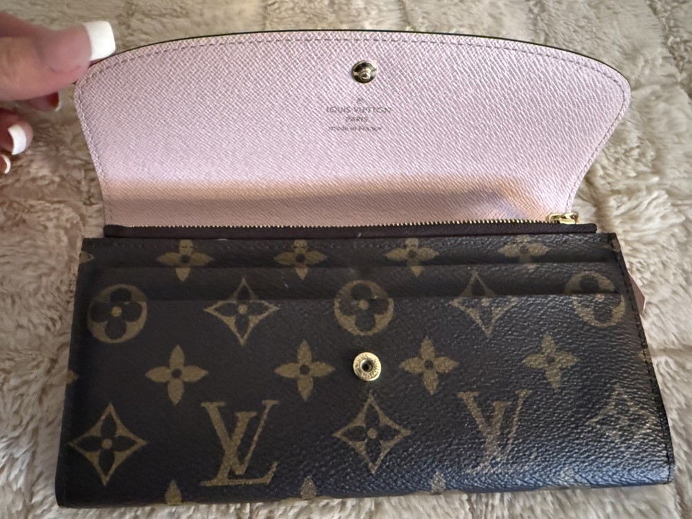 Louis Vuitton Monogram wallet