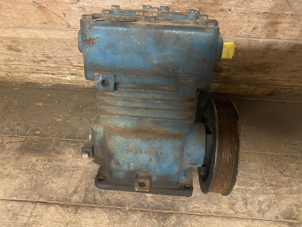 PRE-OWNED BENDIX AIR BRAKE COMPRESSOR 