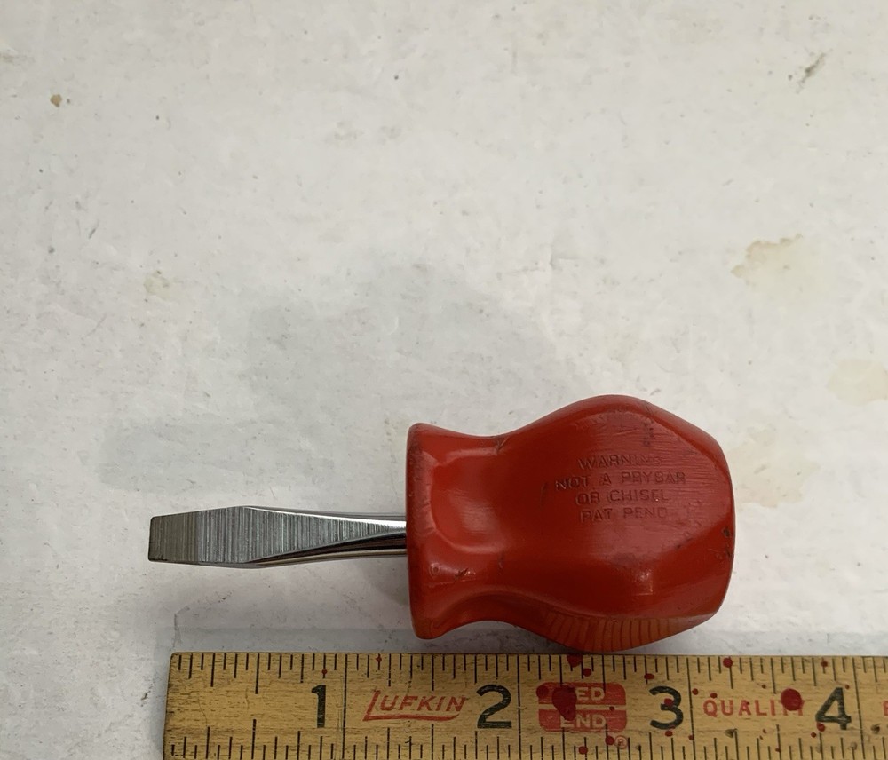 Snap On SDD1 Flathead Stubby Screwdriver USA Red