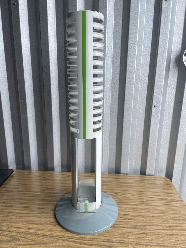 Microsoft Xbox 360 Metal 3ft Tower Storage Rack to Display Console & Games