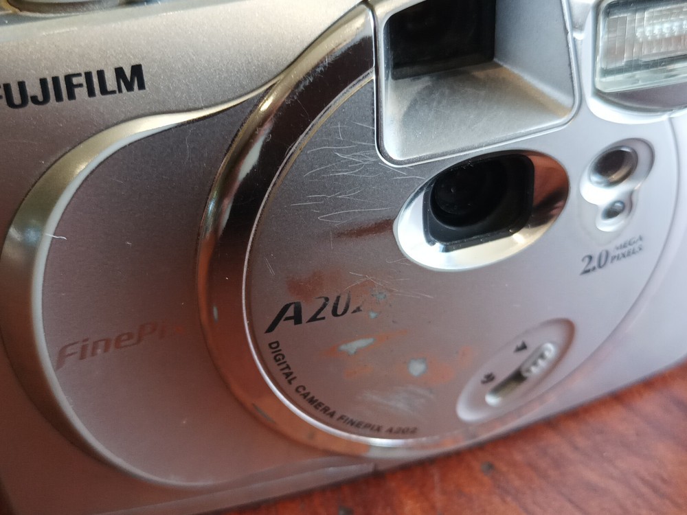 fujifilm finepix a202 Working