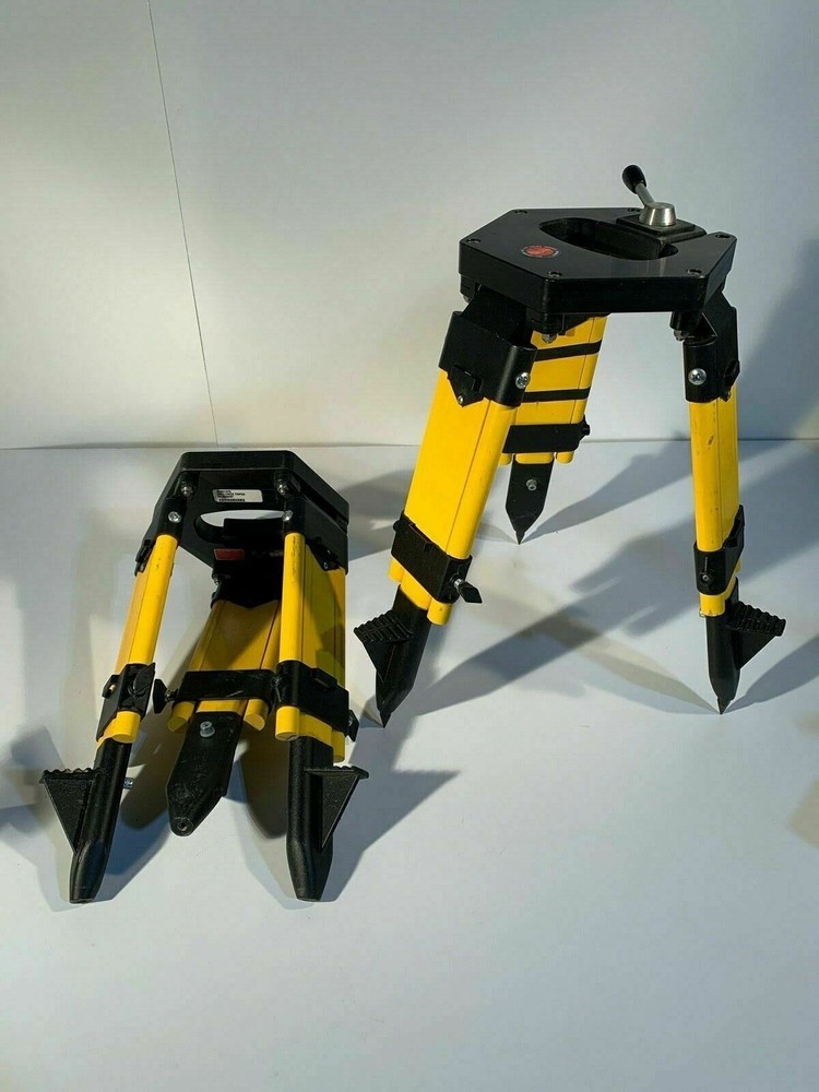 TWO RADIODETECTION RD8100 Survey Level Utility Cable Pipe Locator Tripod Holder