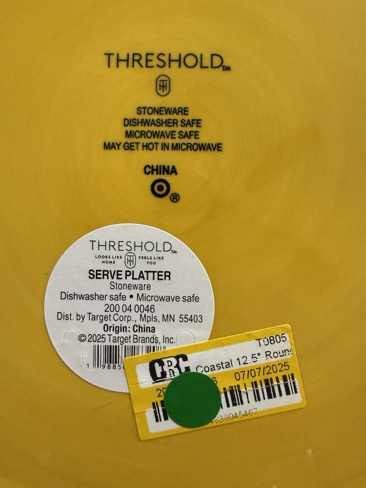 2Threshold Stoneware 12.5” X 1.5” Round Serving Platters Yellow With Red Wave