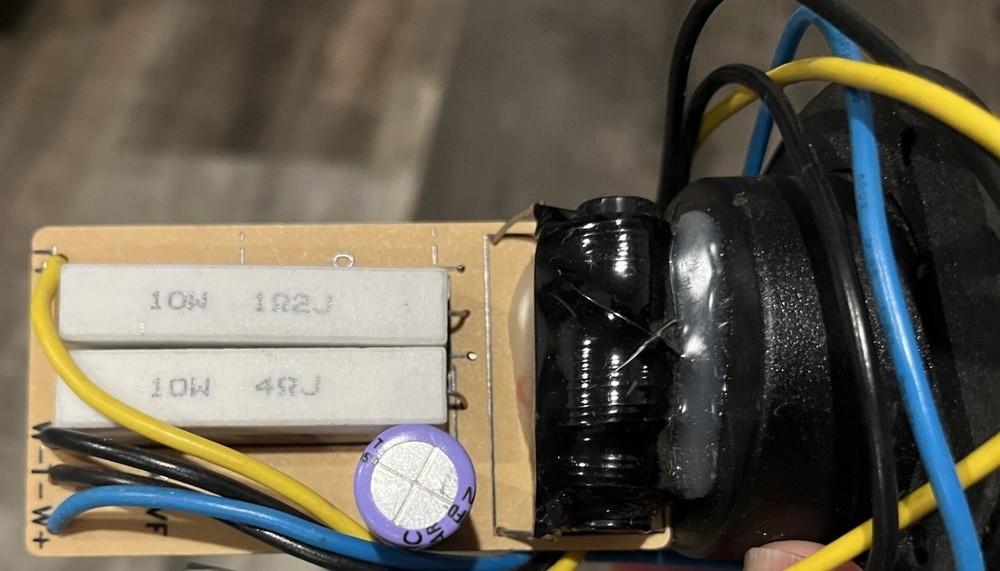 2 Way Passive Crossover Network Mounted On Connector Cup