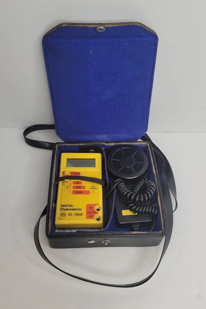 GREENLEE Yellow Digital Illuminometer Light Meter Model #93-1065, With Case