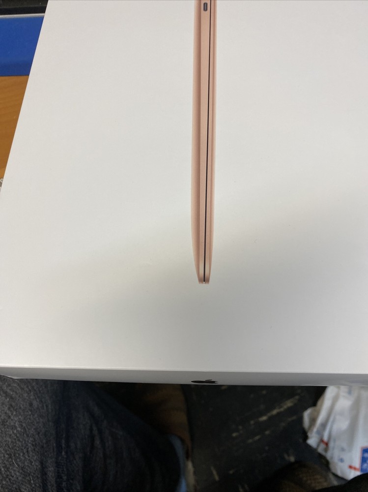 100% Auth Apple MacBook Air 13 In Gold Empty Box