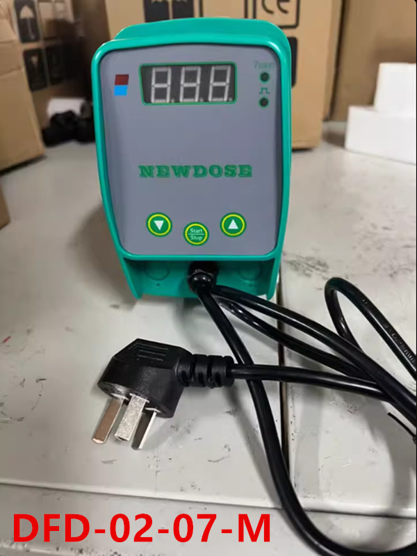 DOSE DFD-02-07-M 220V dosing metering pump