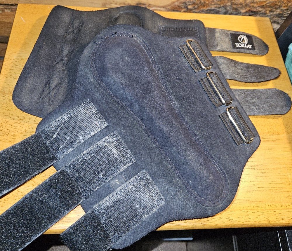 TOKLAT Splint Boots Size Small, One Pair, Hook and Loop Closure - Used