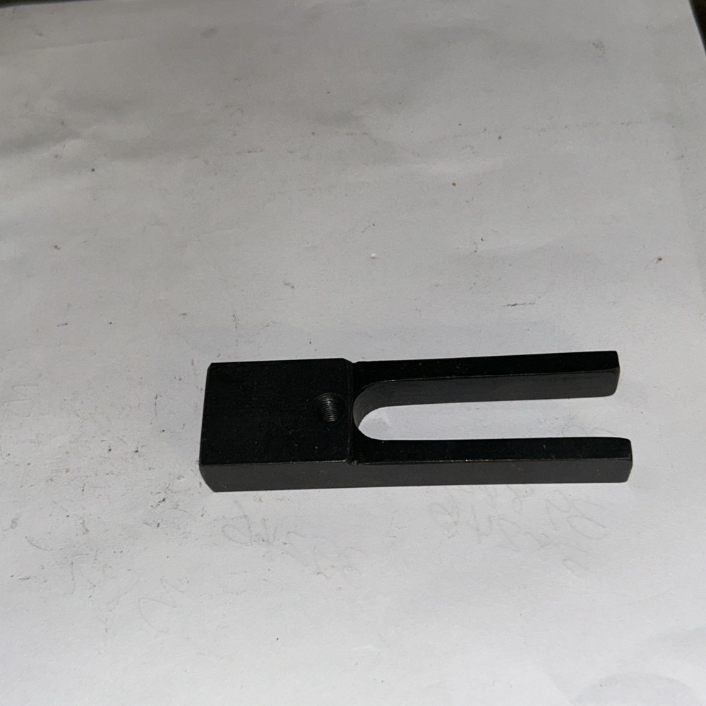 120384 Yoke