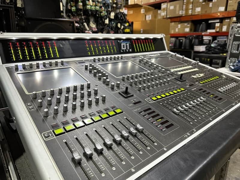Digico D1 Live Digital Mixing Console W/Digico Engine/Opticore Cable (One) THS