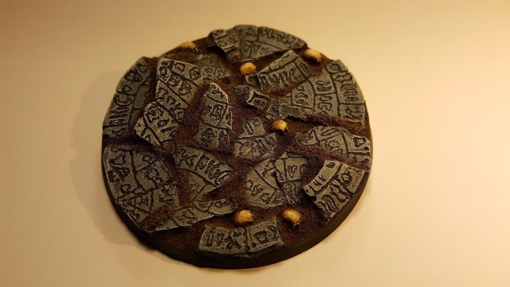 80mm RESIN BASE HOLLY GROUND WARHAMMER 40K