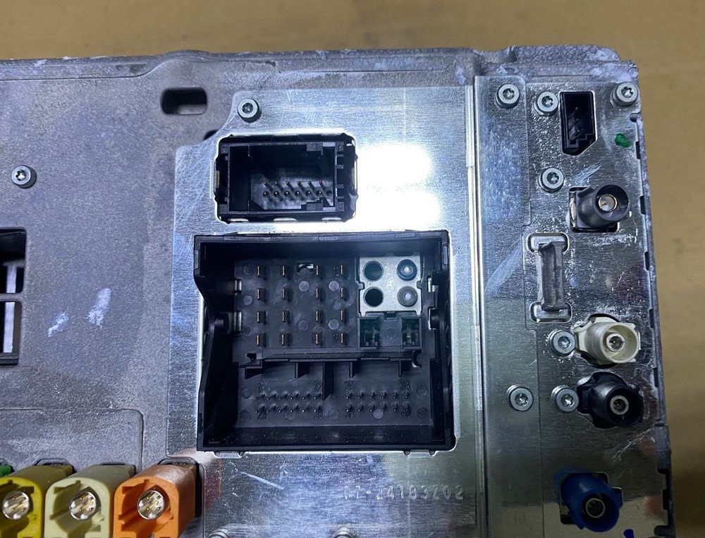 BMW Navigation Head Unit 9389860