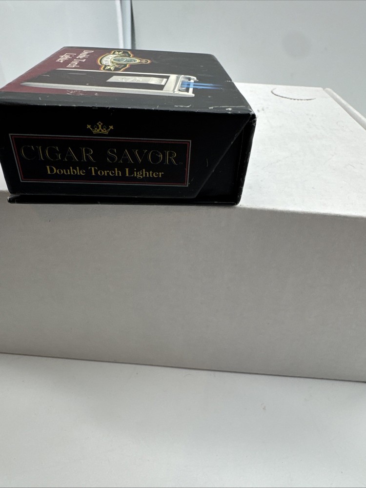 Cigar Savor Double Torch Lighter Works.