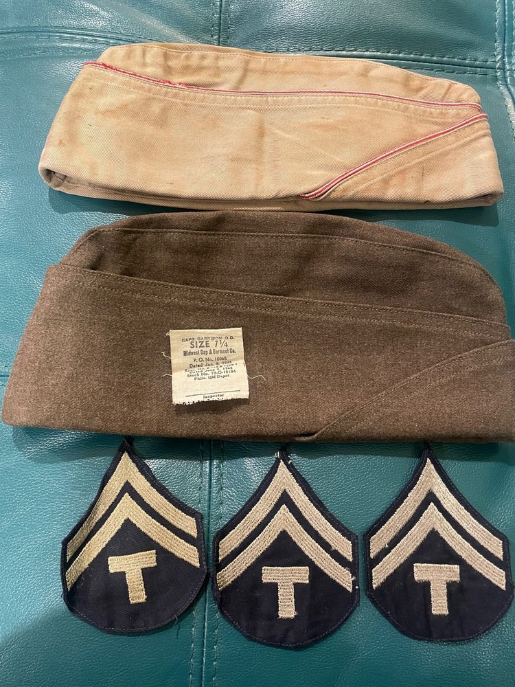 ORIGINAL WWII US ARMY INFANTRY GARRISON HAT CAPS & 3 MECHANIC “T” PATCHES! Rare!