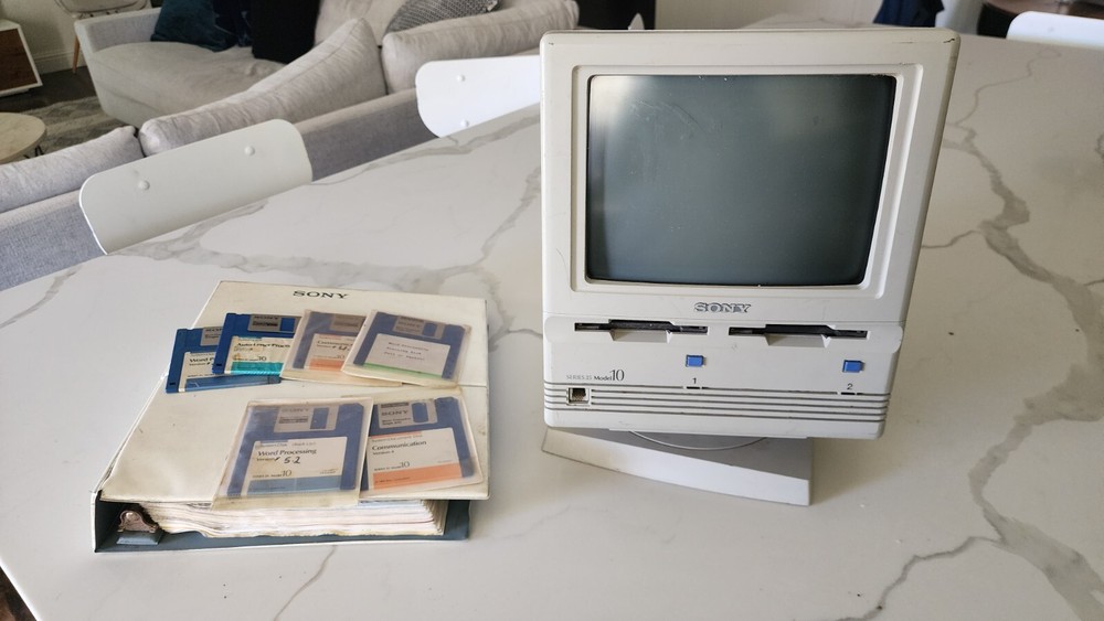 Sony System 35 Model 10 Word Processor w/ Manual & Software Rare Computer