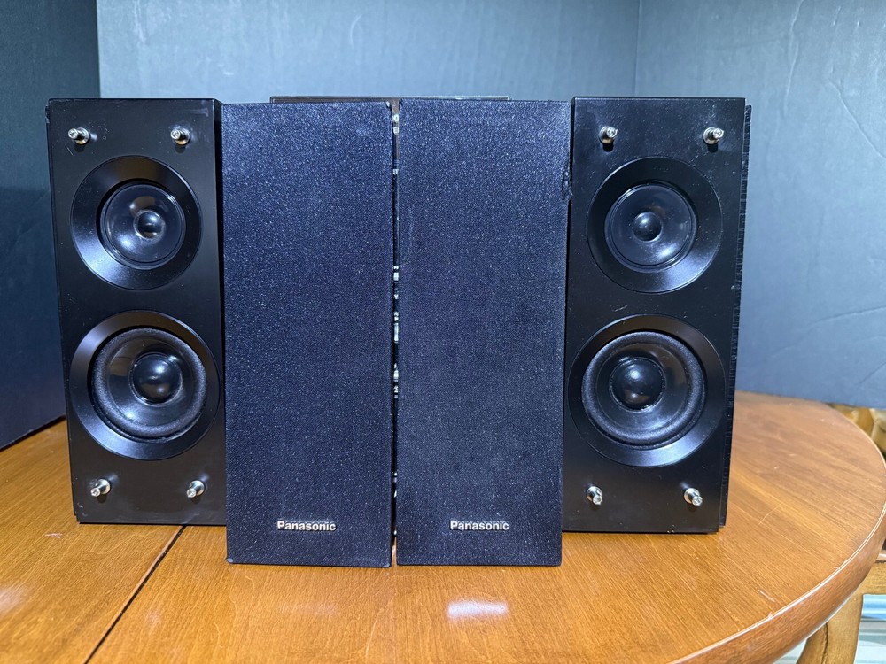 Panasonic CD Stereo System SA-PM47. For Part. Read