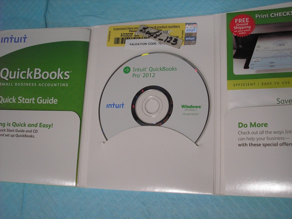 INTUIT QUICKBOOKS PRO 2012 FOR WINDOWS PC w/VALIDATION CODE =LIFETIME LICENSE=