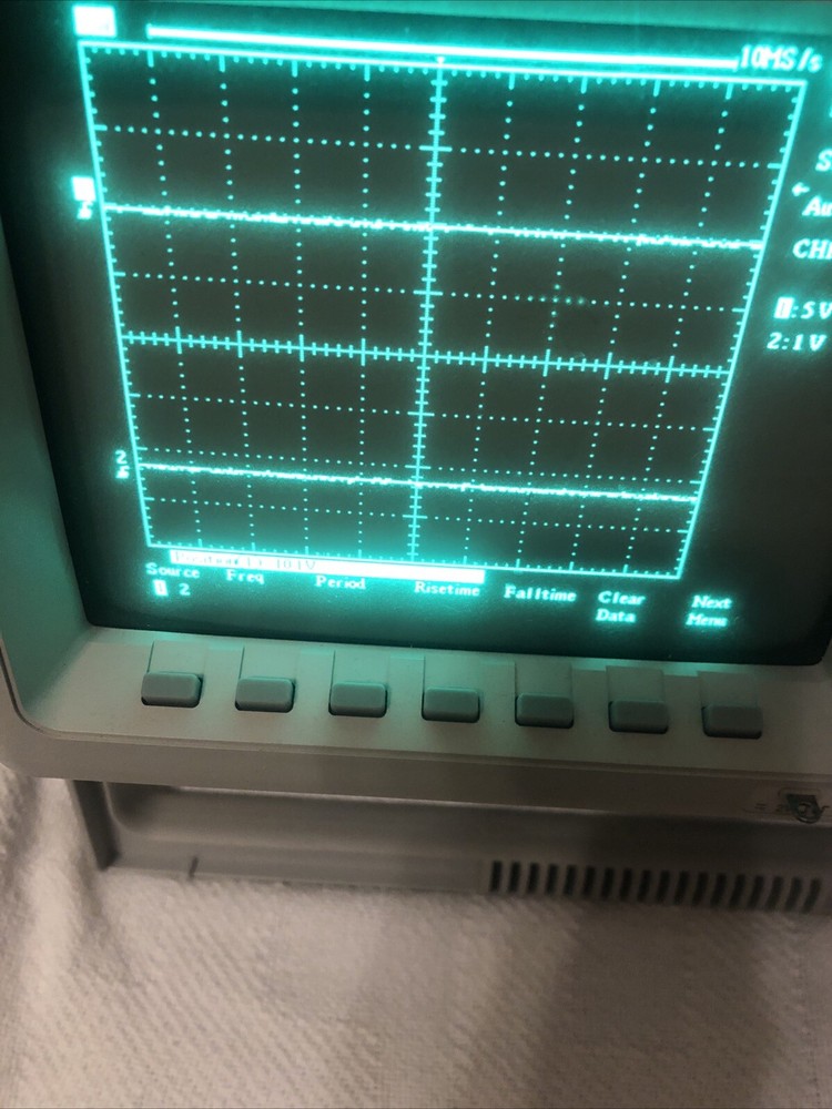 GW INSTEK GDS-830 DIGITIZING OSCILLSCOPE 100MHz Plz Read