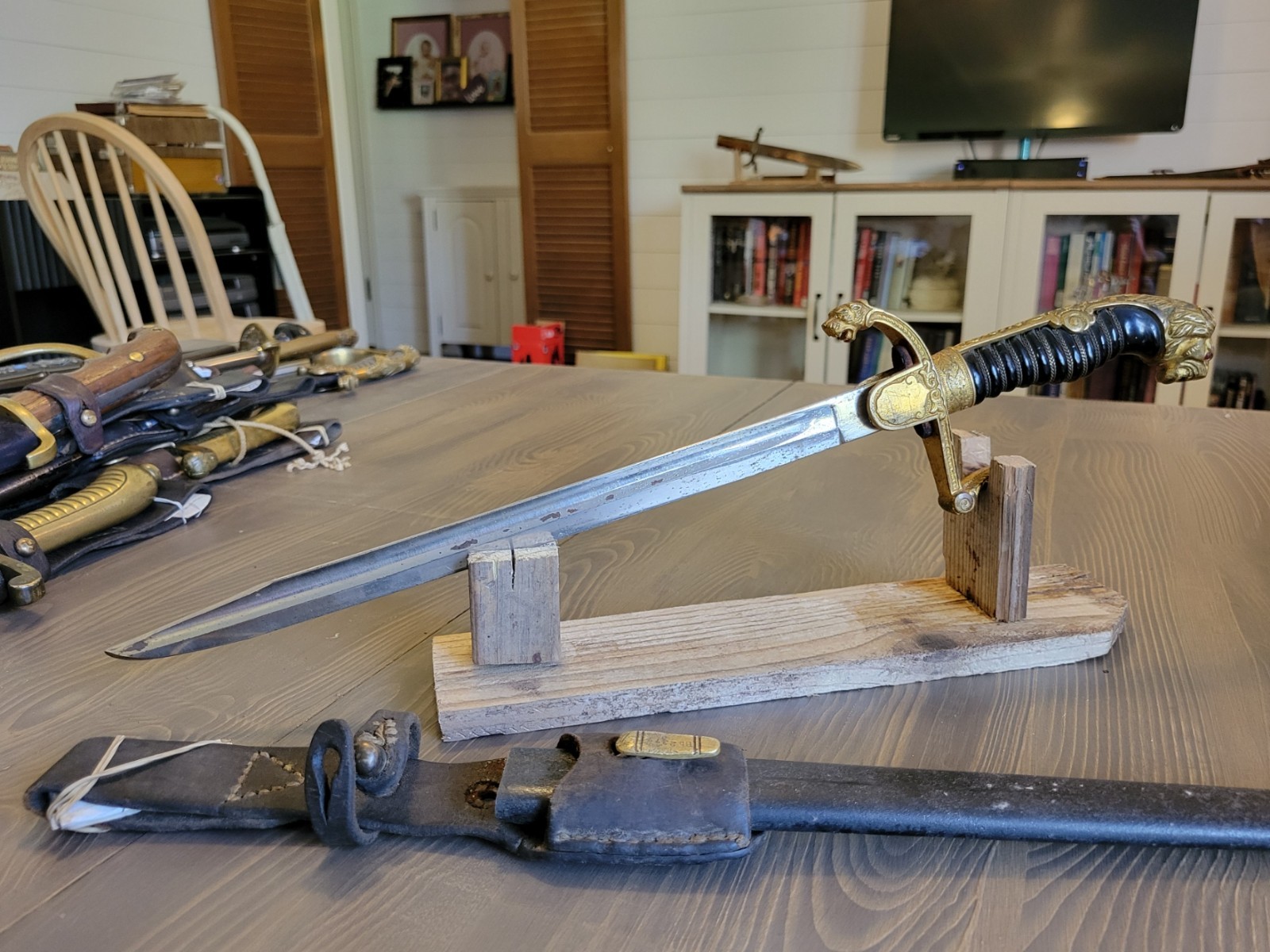 Baron Modified German WWI Lion's Head Saber Dagger Sheath