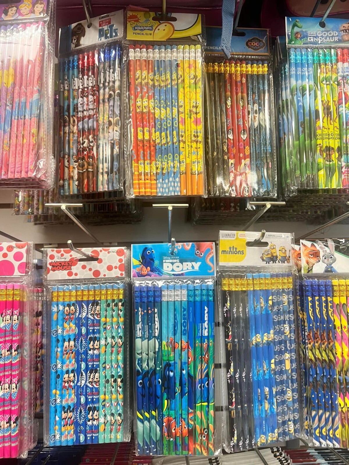 Disney 180 pcs Nickelodean DreamWorks Marvel Cartoon Licensed Wooden Pencils