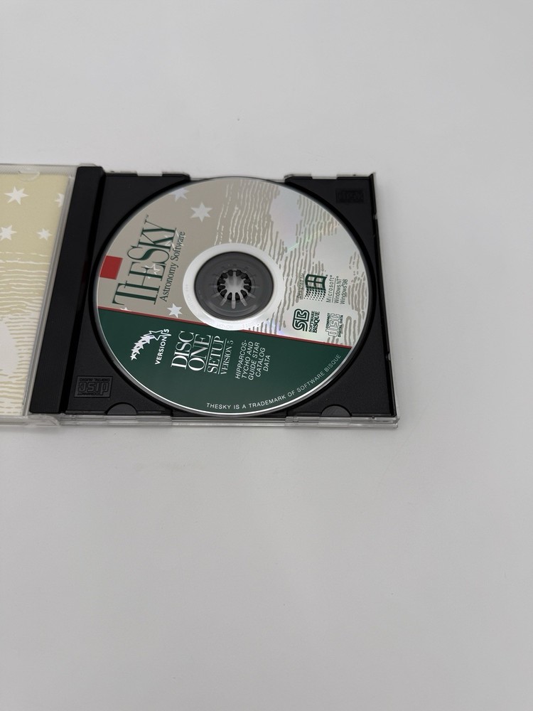 THE SKY Astronomy Software Setup Version 5 Windows 95/98/NT Installation CD-ROM