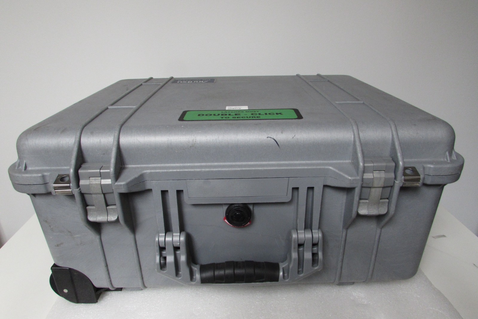 Pelican Anritsu 760-243-R Transit Rolling Hard Case On Wheels