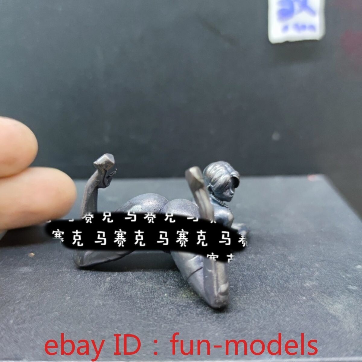 1.9“Black Solid Copper Cute Maiden Sexy Female Pose Car Ornament