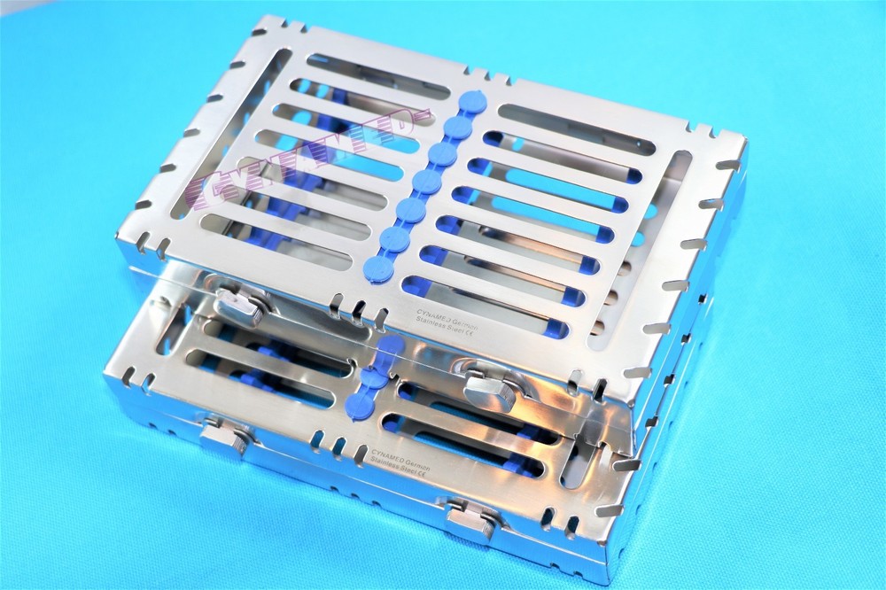 2 BLUE GERMAN STERILIZATION RACKS FOR 7 INSTRUMENTS DETACHABLE WITH 2 BUTTONS