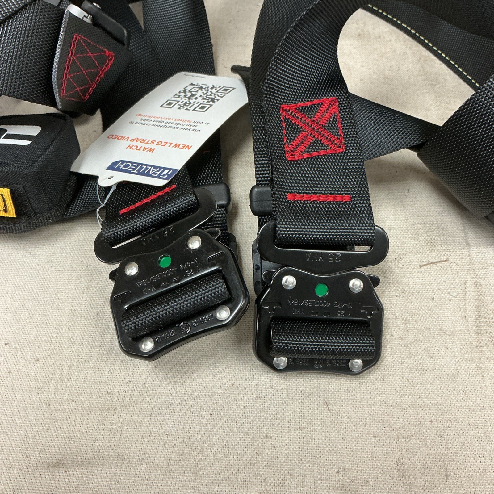 FALLTECH 8141BLXL Fall Protection Harness Quick-Connect