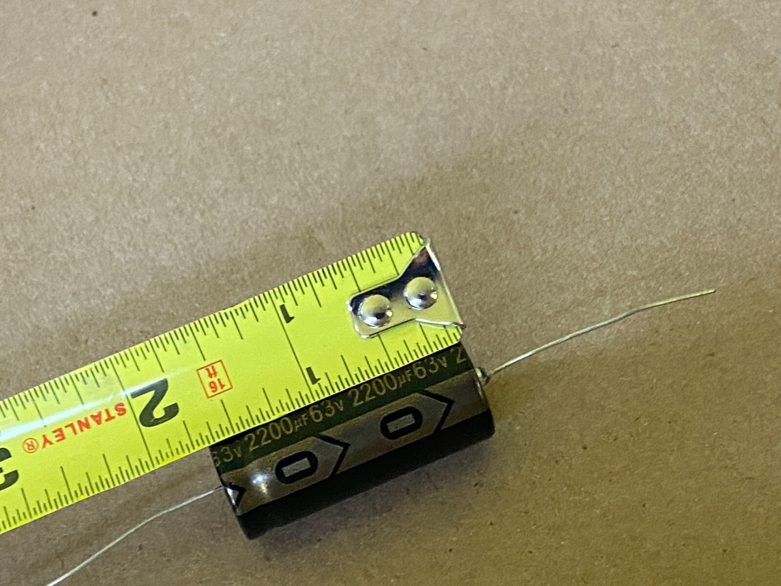 5pc Electrolytic Capacitor Axial 2000hr +105℃ RoHS 2200uF 63V φ18x40mm Supertech