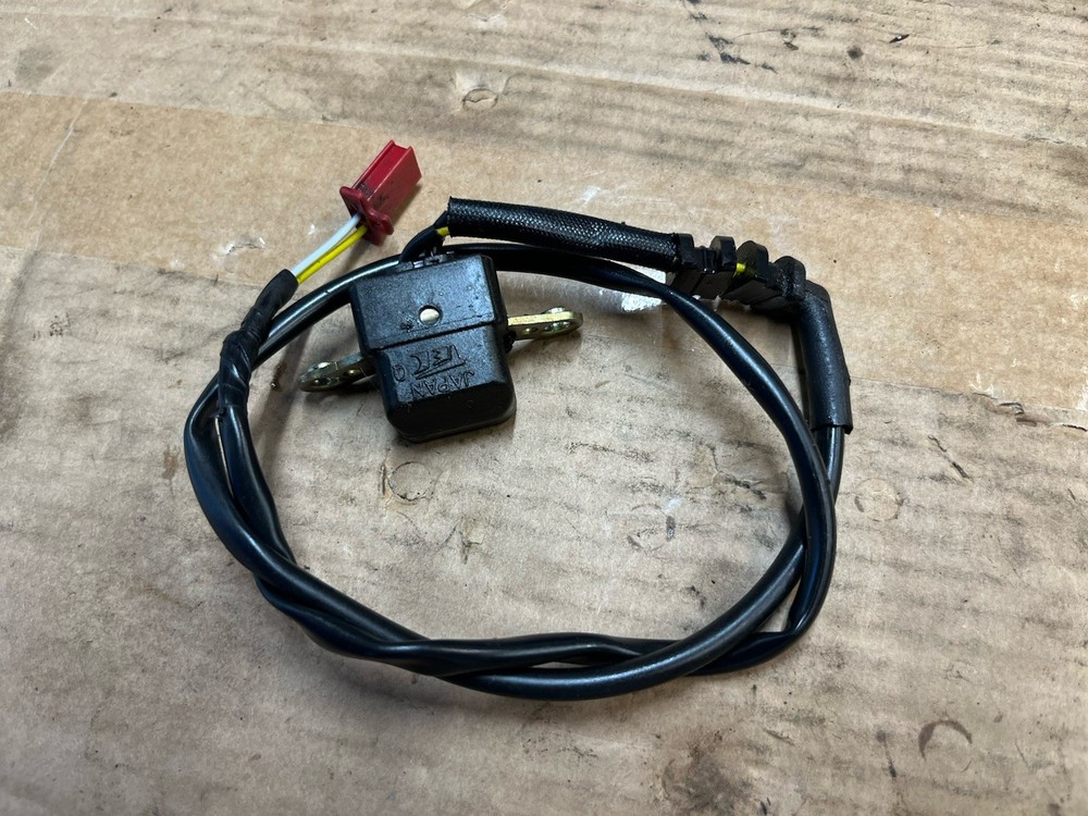 Honda Cbr600 Pulse Timing Pick Up Sensor From A 1994 Model