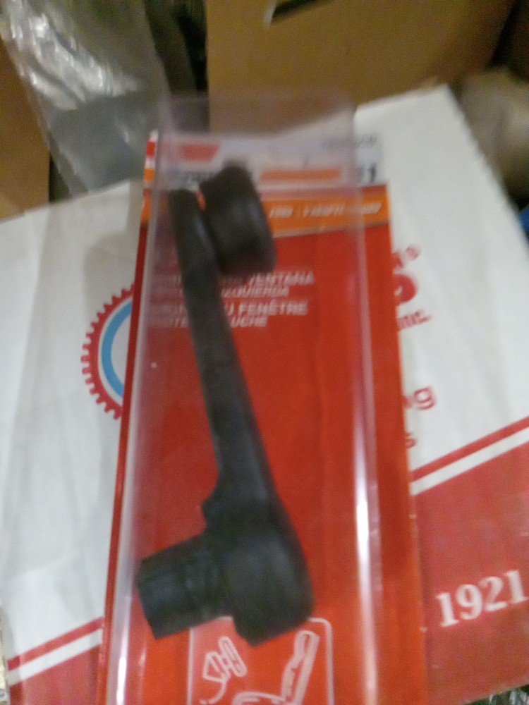 767MXCD Dorman Window Crank Handle, RIGHT OR LEFT, Ford C3