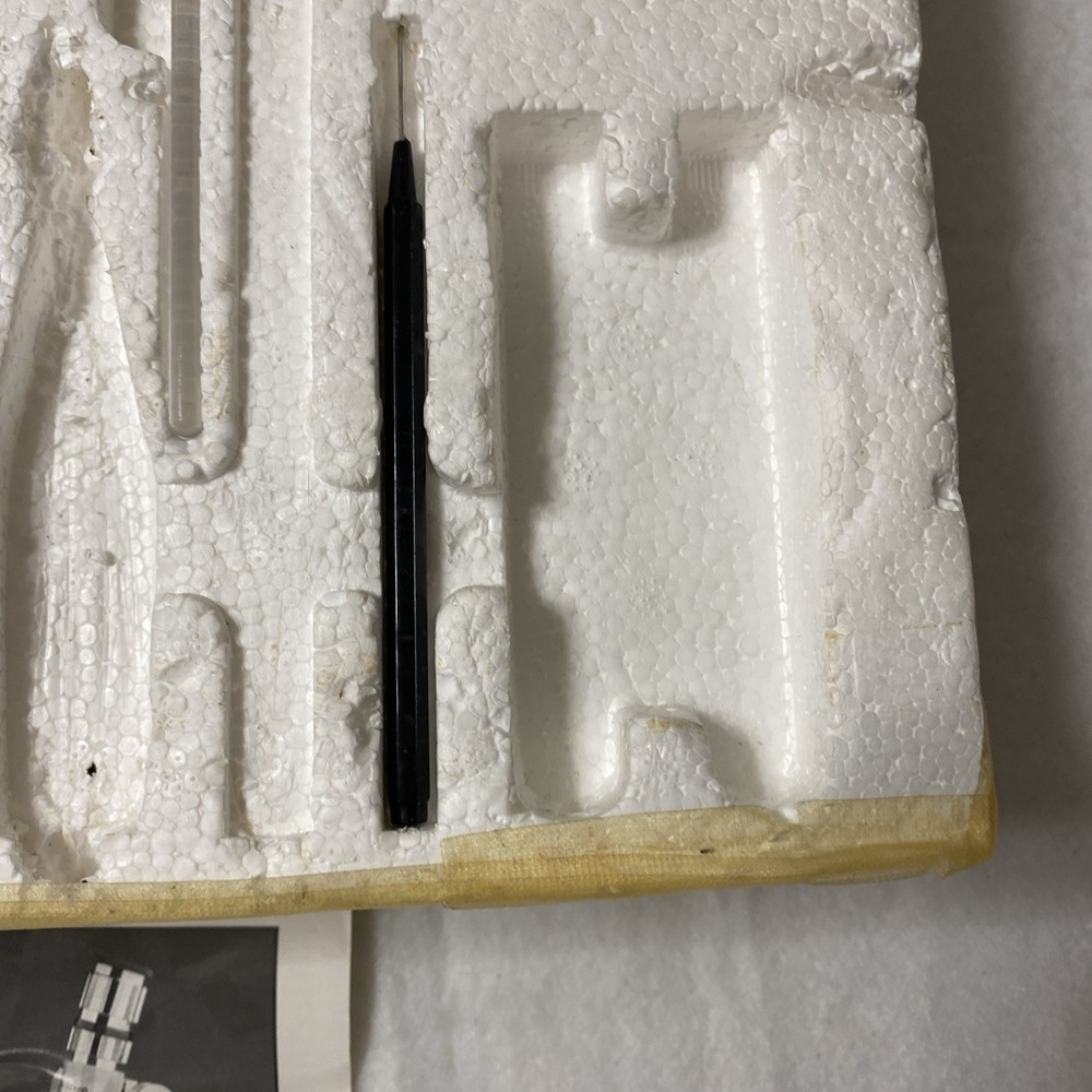 Vintage Microscope Set 100x-900x Zoom Used