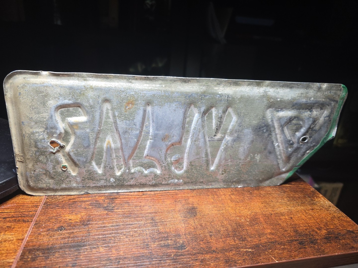 Original Desert Storm / Gulf War Era Iraqi License Plate. Black Green Unique.