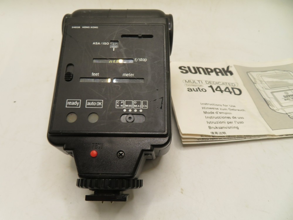 Sunpak Auto 144 D Thyristor Flash Unit /w DIRECTIONS