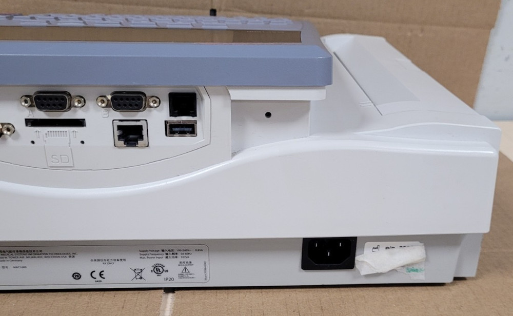 GE MAC 1600 Resting ECG Analysis Machine (TURNS ON!)