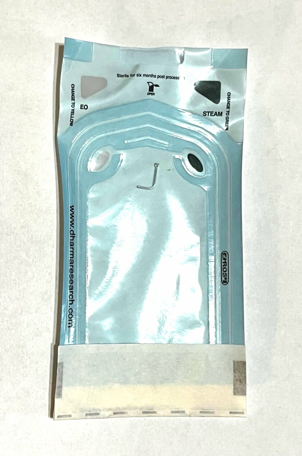 TINY TINY TINY 0.9mm PRONG SET CZ SMALLEST GEM 22g Sterilized Nose "L" Stud.