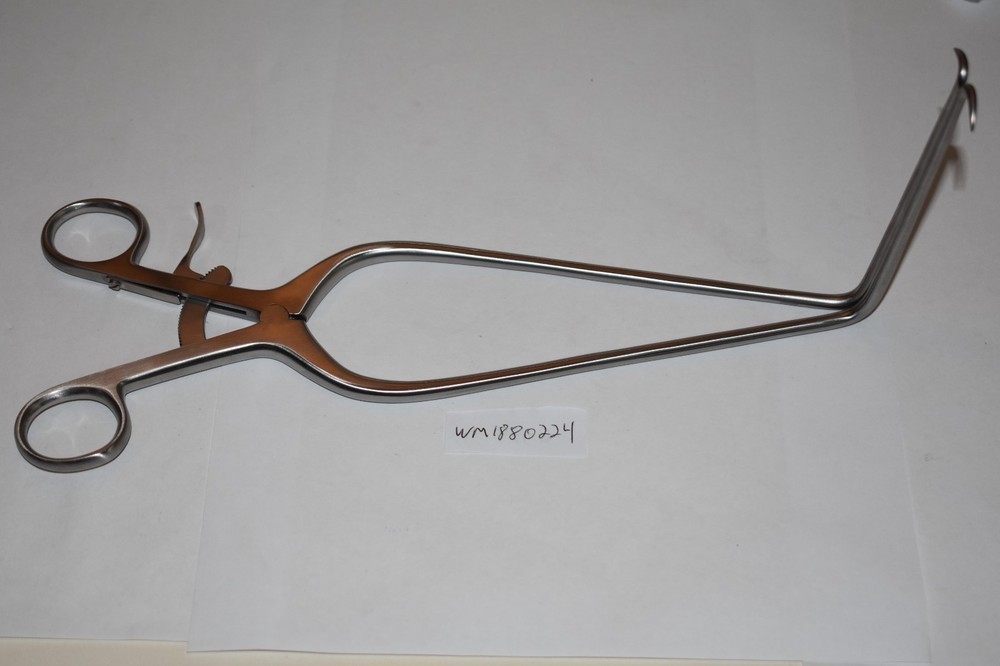 1 PCS GELPI RETRACTOR 10.5" 90 ANGLED  4" DEEP