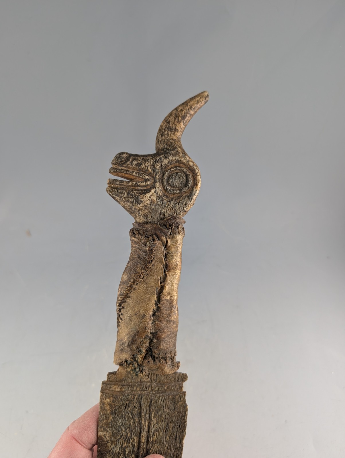 ANTIQUE NORTHWEST COAST CARVED EFFIGY DAGGER