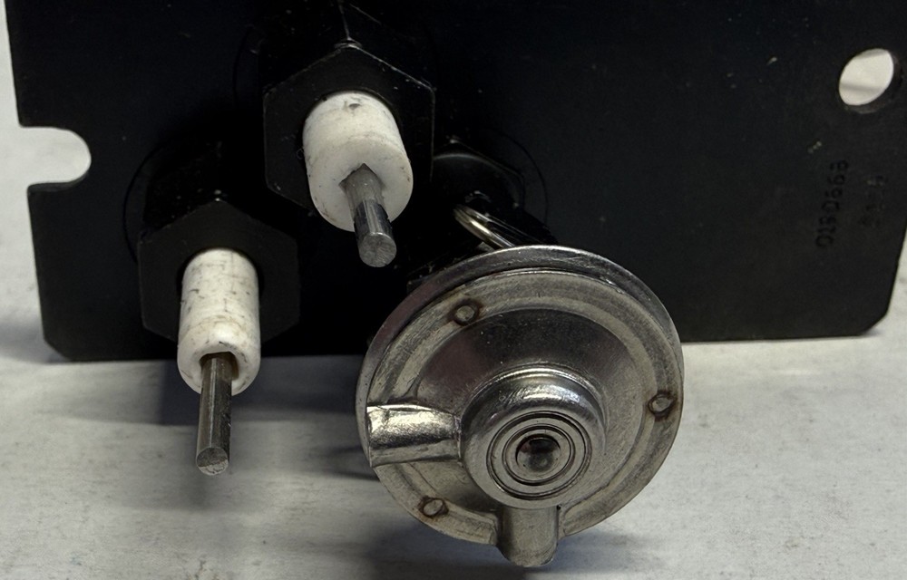 SIT OEM CSA Certified 0.199.059 Natural Gas Electronic Ignition Pilot Assembly