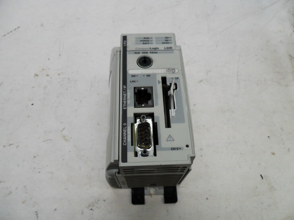 ALLEN BRADLEY 1769-L32E /A COMPACTLOGIX ETHERNET PROCESSOR MODULE 5-24VDC
