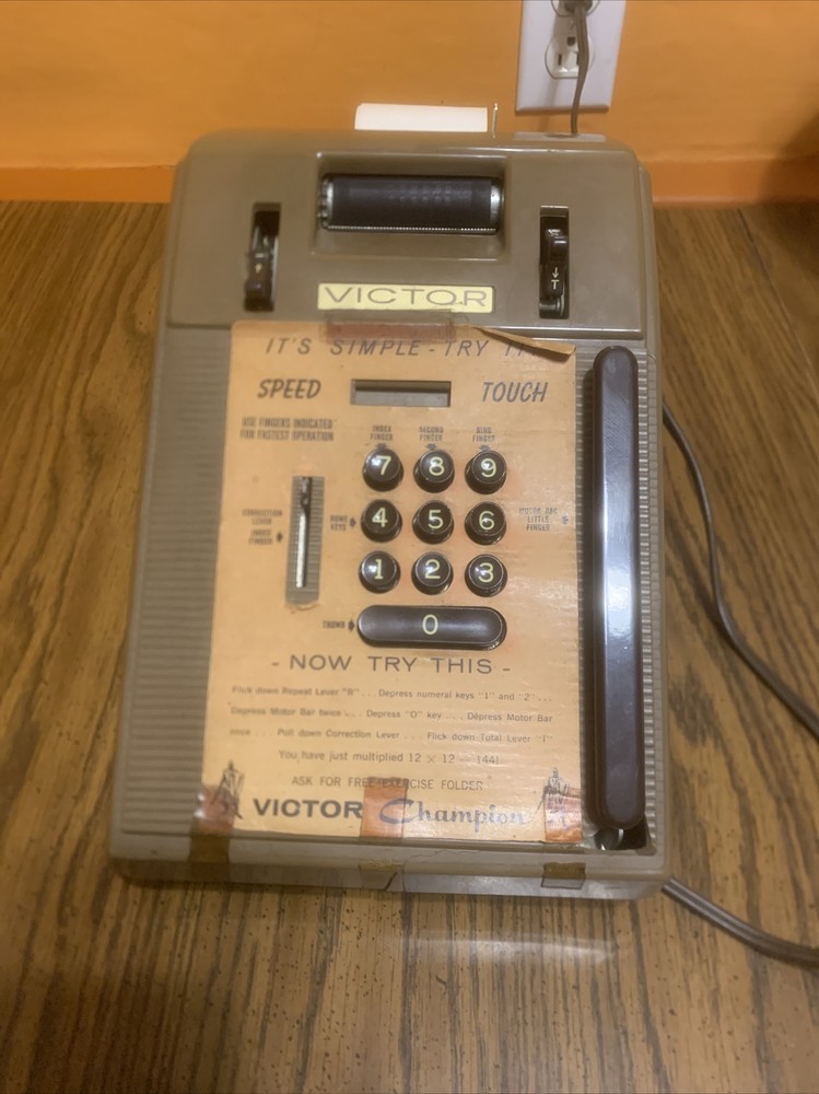 Vintage 1930s era Victor Champion Adding Machine