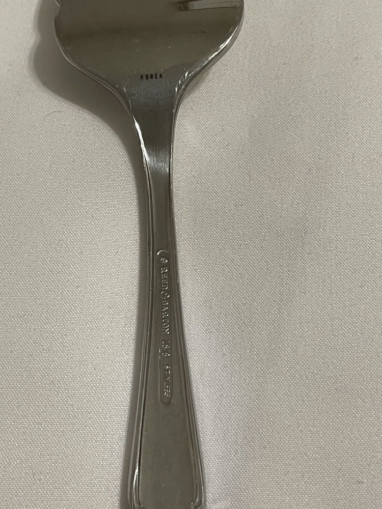 Reed & Barton DICKENSON Medium Cold Meat Serving Fork 8 1/2"