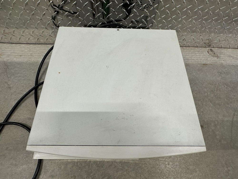 General Eastern OPA10XA1X000000 Optica Hygrometer Dew Point Analyzer