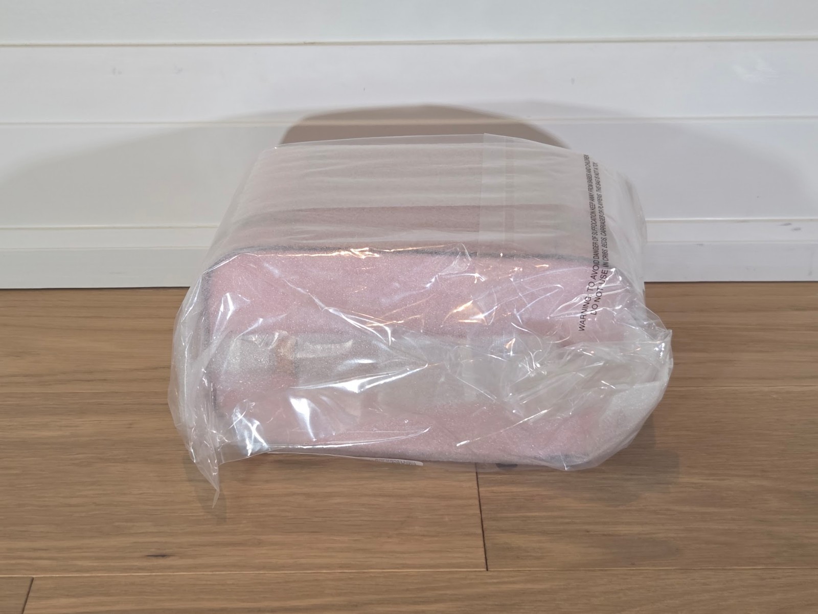 Coach Cosmetic Case In Signature Canvas Powder Pink With Gold | Brand New CEA56