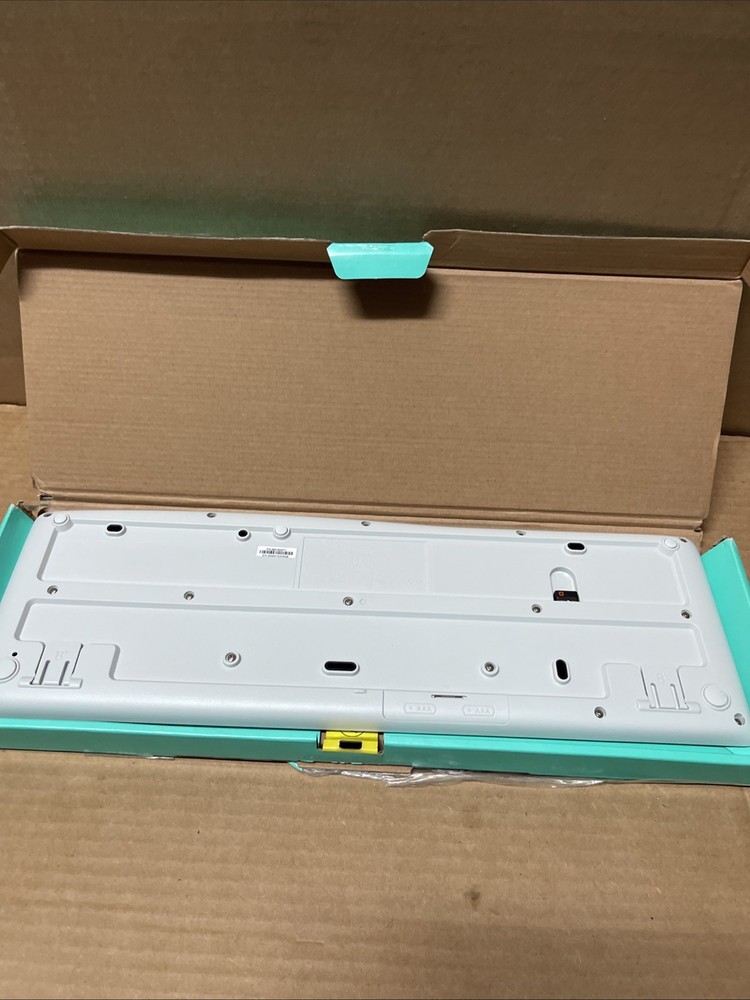 Logitech K270 Wireless Keyboard PC/MAC Includes Unifying Receiver