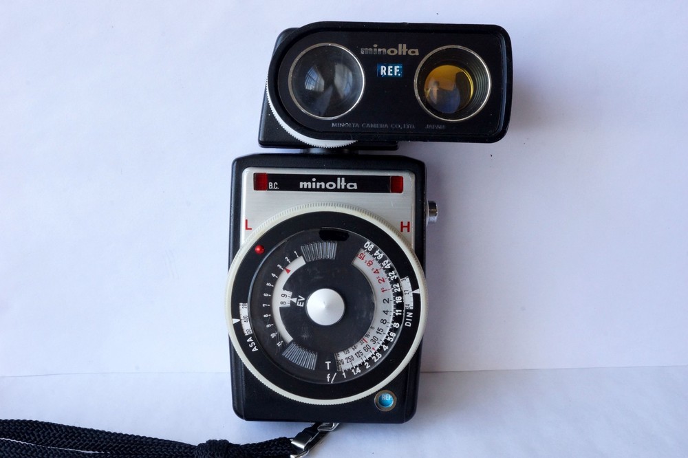 Minolta Auto Meter Professional w/ REF Viewfinder Attachment Good Working Order